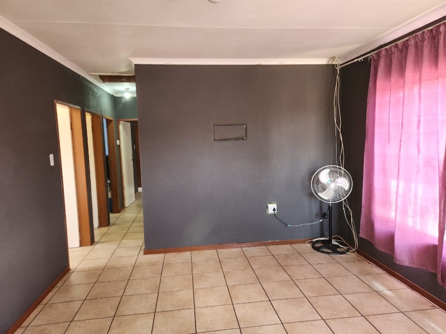 3 Bedroom Property for Sale in Tlhabane West North West